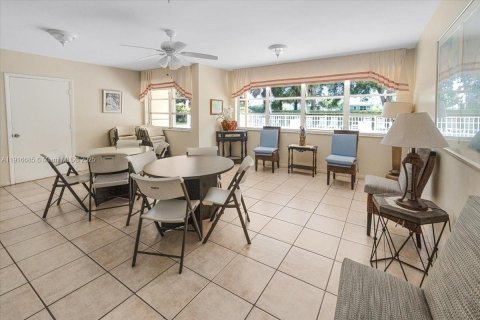 Condo in Deerfield Beach, Florida, 1 bedroom № 1972766 - photo 30