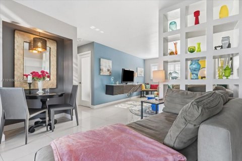 Condo in Deerfield Beach, Florida, 1 bedroom № 1972766 - photo 14