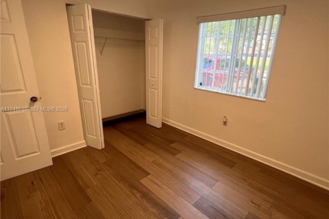 Снять в аренду виллу или дом в Майами, Флорида 4 спальни, 145.39м2, № 2004438 - фото 30