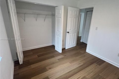 Снять в аренду виллу или дом в Майами, Флорида 4 спальни, 145.39м2, № 2004438 - фото 27