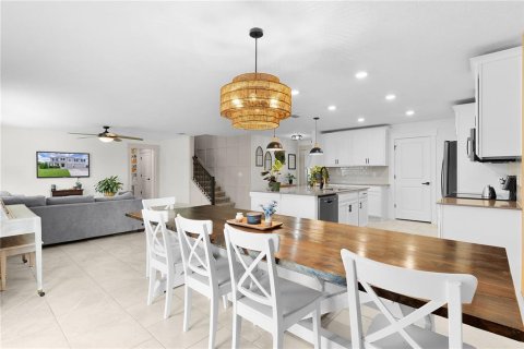 Villa ou maison à vendre à Mount Dora, Floride: 5 chambres, 316.98 m2 № 1877430 - photo 6