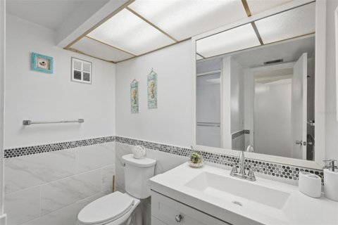Copropriété à louer à Saint Petersburg, Floride: 2 chambres, 103.59 m2 № 2404976 - photo 19