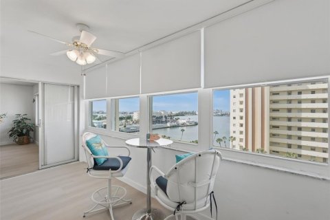 Copropriété à louer à Saint Petersburg, Floride: 2 chambres, 103.59 m2 № 2404976 - photo 12