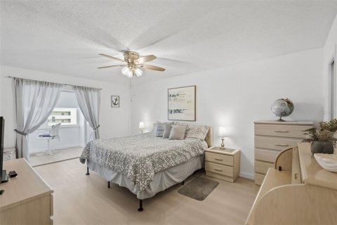Copropriété à louer à Saint Petersburg, Floride: 2 chambres, 103.59 m2 № 2404976 - photo 15