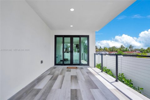 Casa en venta en Hollywood, Florida, 4 dormitorios, 198.9 m2 № 2087859 - foto 29