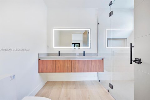 Casa en venta en Hollywood, Florida, 4 dormitorios, 198.9 m2 № 2087859 - foto 23