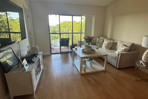 Купить кондоминиум в Санрайз, Флорида 2 спальни, 91.6м2, № 1945603 - фото 17