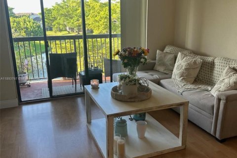 Купить кондоминиум в Санрайз, Флорида 2 спальни, 91.6м2, № 1945603 - фото 18