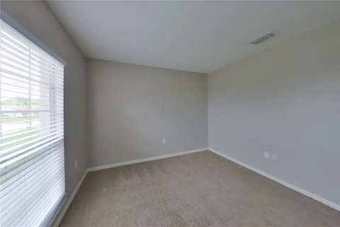 House in Lakeland, Florida 3 bedrooms, 104.79 sq.m. № 2220079 - photo 11