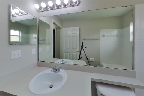 House in Lakeland, Florida 3 bedrooms, 104.79 sq.m. № 2220079 - photo 13