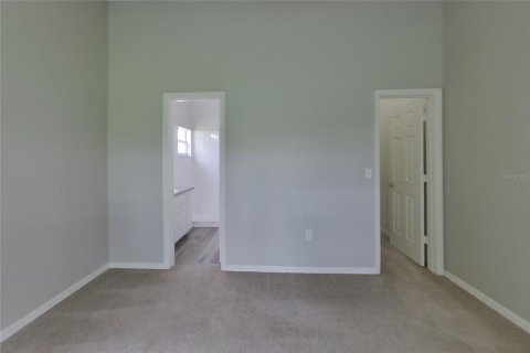 House in Lakeland, Florida 3 bedrooms, 104.79 sq.m. № 2220079 - photo 7