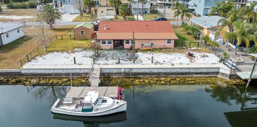 Land in Hernando Beach, Florida № 1553229