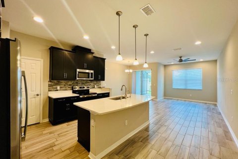 Adosado en alquiler en Wesley Chapel, Florida, 3 dormitorios, 157.93 m2 № 1866626 - foto 3