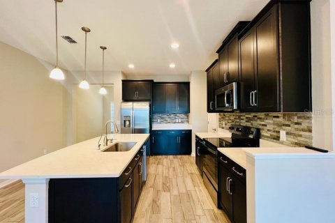 Adosado en alquiler en Wesley Chapel, Florida, 3 dormitorios, 157.93 m2 № 1866626 - foto 2