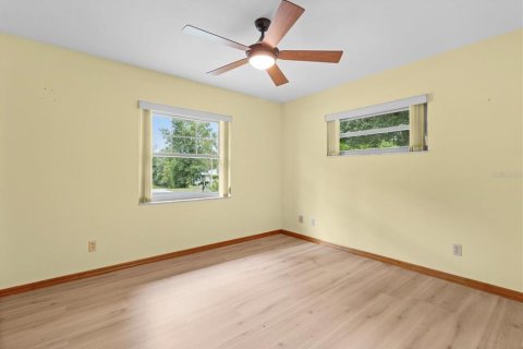 House in Inverness, Florida 3 bedrooms, 116.69 sq.m. № 1796919 - photo 4