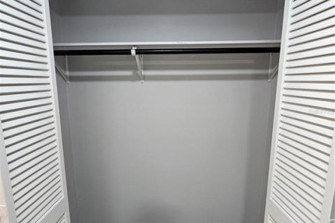Condo in Sarasota, Florida, 2 bedrooms  № 2321267 - photo 15