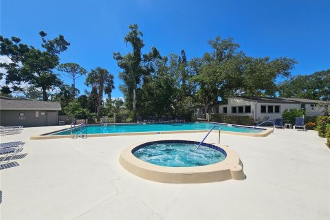 Condo in Sarasota, Florida, 2 bedrooms  № 2321267 - photo 27