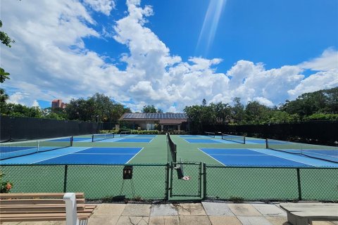 Condo in Sarasota, Florida, 2 bedrooms  № 2321267 - photo 26