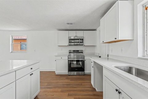 Casa en venta en Lakeland, Florida, 3 dormitorios, 130.71 m2 № 2223655 - foto 10
