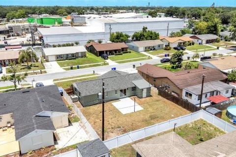 Casa en venta en Lakeland, Florida, 3 dormitorios, 130.71 m2 № 2223655 - foto 29