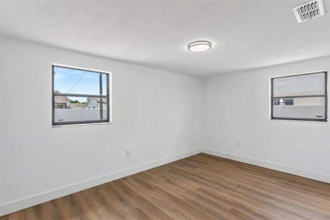 Casa en venta en Lakeland, Florida, 3 dormitorios, 130.71 m2 № 2223655 - foto 17