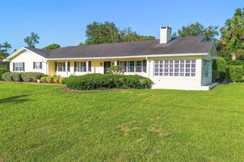House in DeLand, Florida 3 bedrooms, 260.41 sq.m. № 1746991 - photo 23