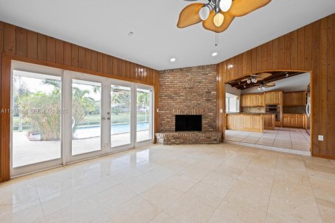 Casa en alquiler en Palmetto Bay, Florida, 4 dormitorios, 285.67 m2 № 1984426 - foto 11