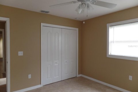 House in New Port Richey, Florida 3 bedrooms, 134.52 sq.m. № 1905683 - photo 16