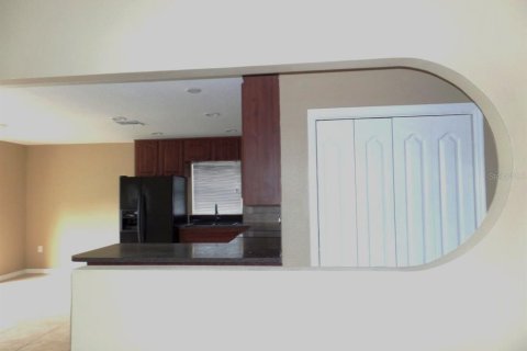 House in New Port Richey, Florida 3 bedrooms, 134.52 sq.m. № 1905683 - photo 7