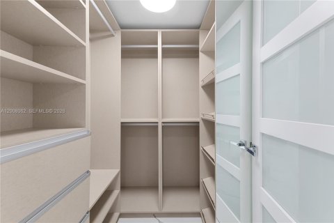 Copropriété à louer à Miami Beach, Floride: 1 chambre, 61.22 m2 № 2170882 - photo 8