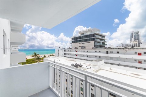 Copropriété à louer à Miami Beach, Floride: 1 chambre, 61.22 m2 № 2170882 - photo 5
