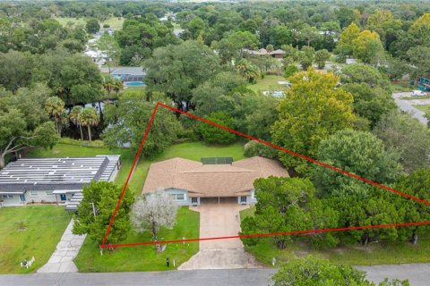 Commercial property in Crystal River, Florida 4 bedrooms, 91.6 sq.m. № 1919444 - photo 3