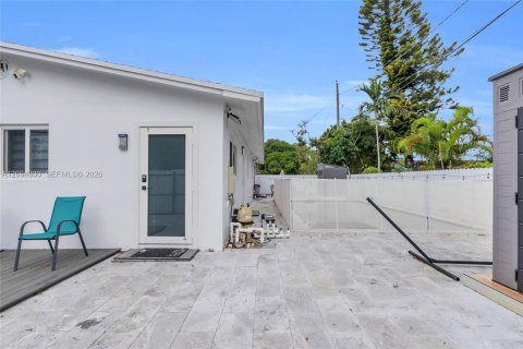 Casa en venta en Miami, Florida, 3 dormitorios, 149.11 m2 № 2382711 - foto 25
