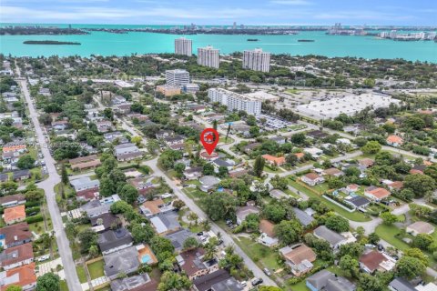 Casa en venta en Miami, Florida, 3 dormitorios, 149.11 m2 № 2382711 - foto 16