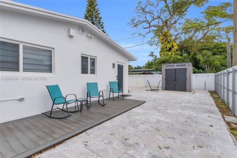 Casa en venta en Miami, Florida, 3 dormitorios, 149.11 m2 № 2382711 - foto 26