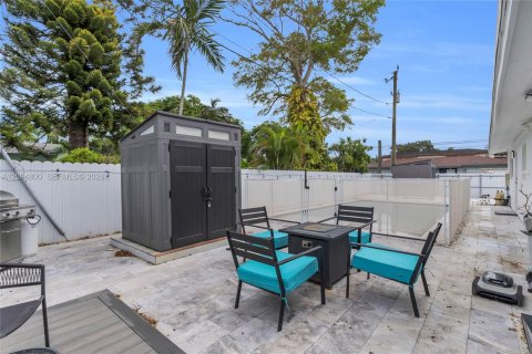 Casa en venta en Miami, Florida, 3 dormitorios, 149.11 m2 № 2382711 - foto 21