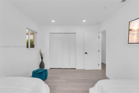 Casa en venta en Miami, Florida, 3 dormitorios, 149.11 m2 № 2382711 - foto 29