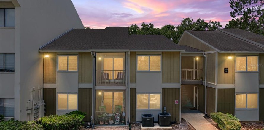 Condominio en Tampa, Florida, 1 dormitorio  № 1795116