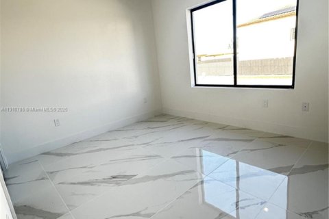 Villa ou maison à vendre à Homestead, Floride: 4 chambres № 1969774 - photo 10