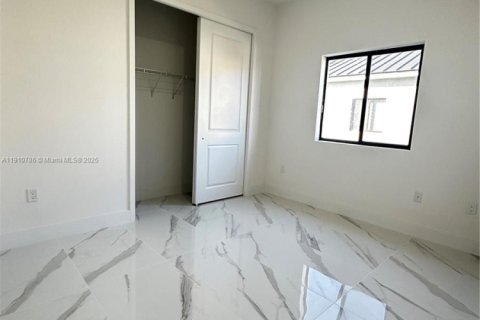 Villa ou maison à vendre à Homestead, Floride: 4 chambres № 1969774 - photo 9