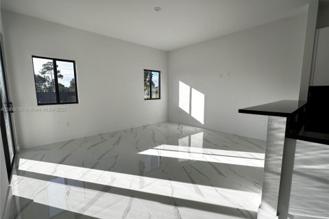 Villa ou maison à vendre à Homestead, Floride: 4 chambres № 1969774 - photo 5