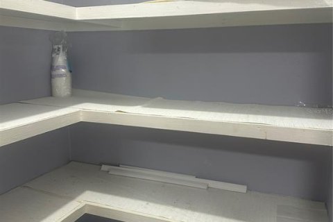 Снять в аренду кондоминиум в Брейдентон, Флорида 8 комнат, 91.14м2, № 1820923 - фото 7
