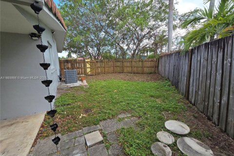 Casa en alquiler en Oakland Park, Florida, 2 dormitorios, 83.61 m2 № 1818194 - foto 6