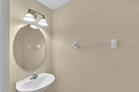 Touwnhouse à vendre à Bradenton, Floride: 3 chambres, 148.27 m2 № 2114699 - photo 5