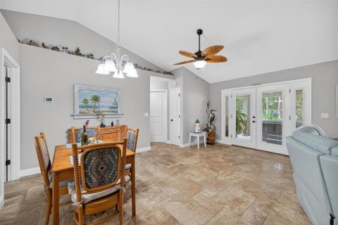 Casa en venta en Summerfield, Florida, 3 dormitorios, 151.99 m2 № 1796947 - foto 8