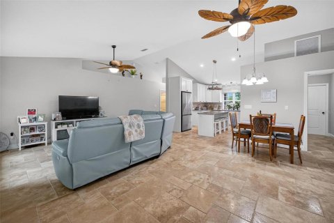 Casa en venta en Summerfield, Florida, 3 dormitorios, 151.99 m2 № 1796947 - foto 10