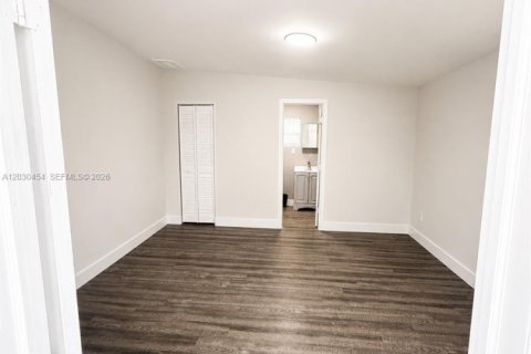 Купить виллу или дом в Майами, Флорида 4 спальни, 230.12м2, № 2077929 - фото 10