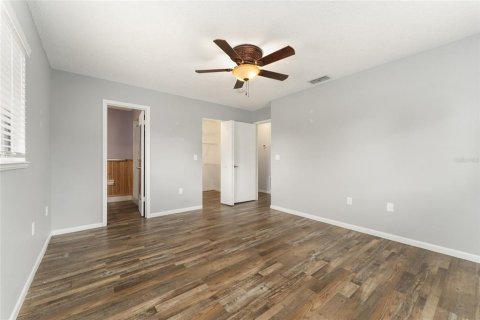 House in Ocala, Florida 2 bedrooms, 116.69 sq.m. № 2208297 - photo 16