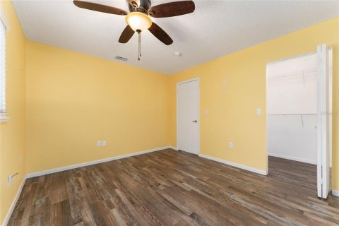 House in Ocala, Florida 2 bedrooms, 116.69 sq.m. № 2208297 - photo 24