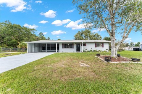 House in Ocala, Florida 2 bedrooms, 116.69 sq.m. № 2208297 - photo 2